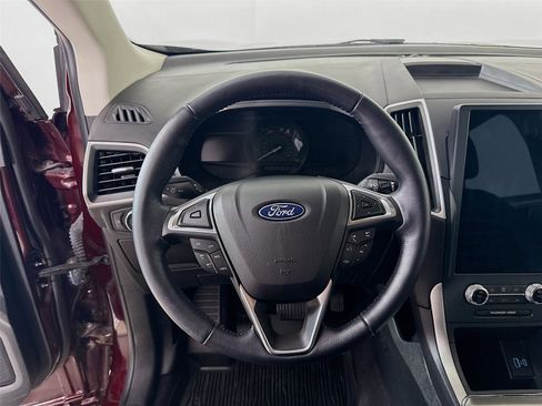 Used 2022 Ford Edge SEL w/ Convenience Package image 12