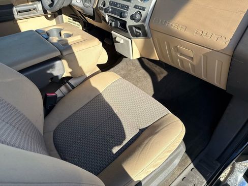 Used 2014 Ford F250 XLT w/ XLT Value Package image 16
