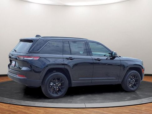 New 2026 Jeep Grand Cherokee Altitude AWD/4WD image 14