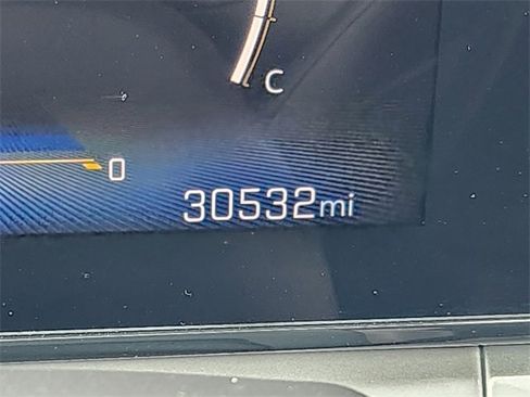 Used 2025 Chevrolet Trax LT image 33