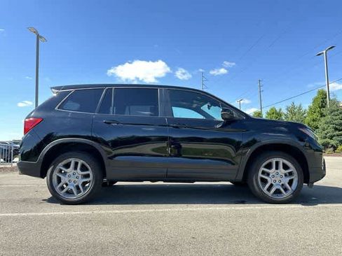Used 2024 Honda Passport EX-L image 3