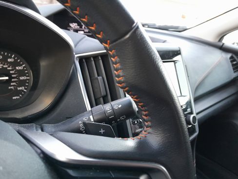 Used 2023 Subaru Crosstrek 2.0i Premium image 18