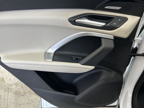 New 2025 Audi Q5 Premium Plus AWD/4WD image 17