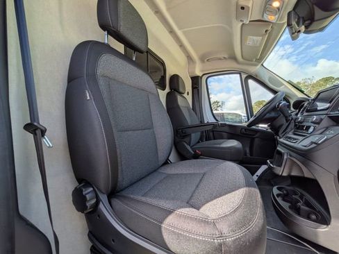 New 2026 RAM ProMaster 3500 w/ Convenience Group FWD image 11