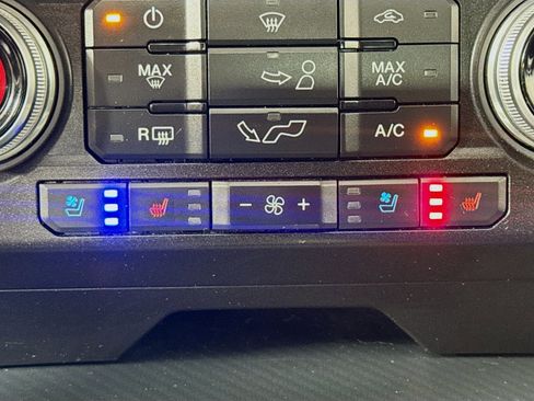 Used 2019 Ford F150 Lariat w/ Equipment Group 502A Luxury image 27