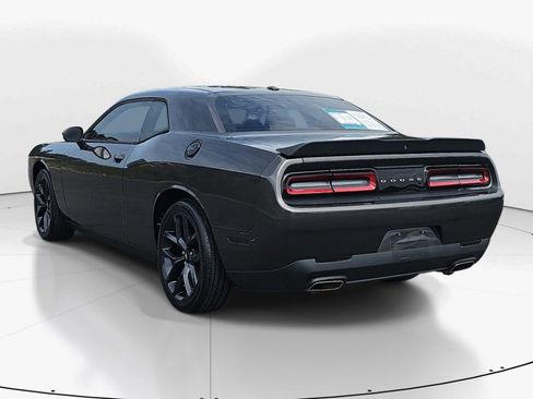 Used 2019 Dodge Challenger SXT w/ Blacktop Package RWD image 6