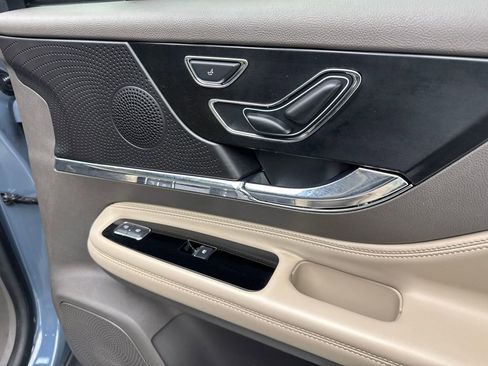 Used 2023 Lincoln Corsair AWD w/ Equipment Group 101A image 47