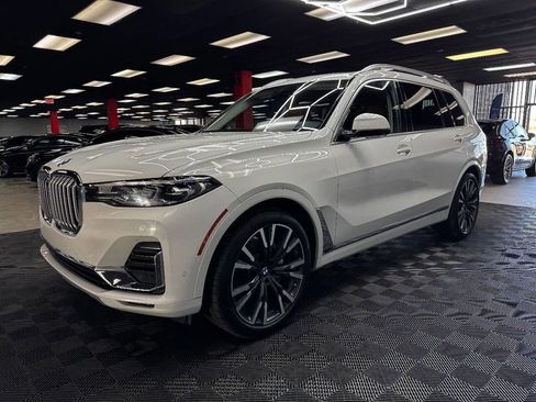 Used 2020 BMW X7 xDrive40i w/ Premium Package image 8