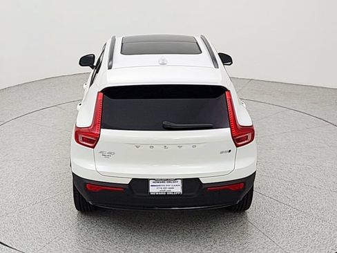 New 2026 Volvo XC40 B5 Plus w/ Protection Package Premier AWD/4WD image 37