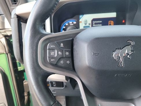 Used 2024 Ford Bronco Wildtrak image 25