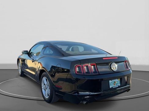 Used 2014 Ford Mustang Coupe image 4