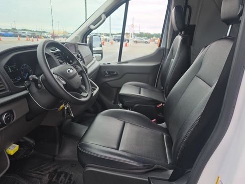Used 2024 Ford Transit 350 148 High Roof RWD image 3