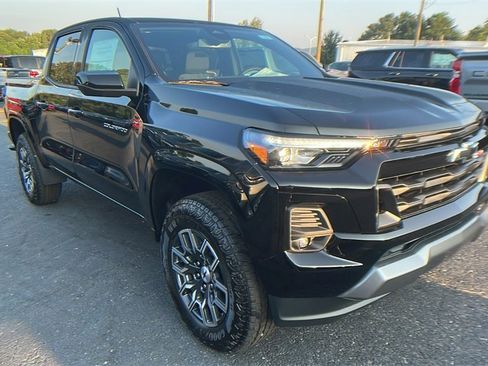 New 2026 Chevrolet Colorado Z71 image 3