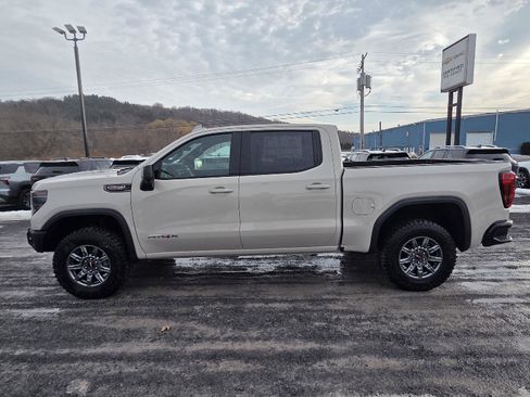 New 2026 GMC Sierra 1500 AT4X image 9