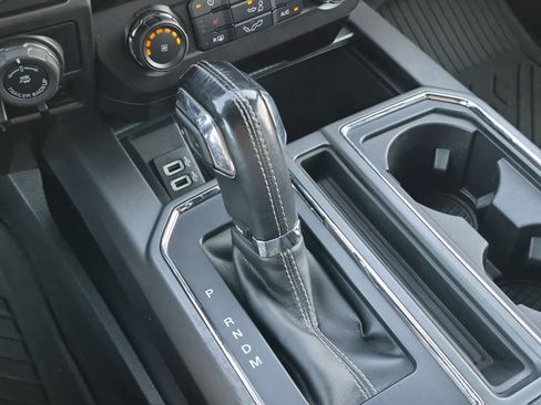 Used 2018 Ford F150 XLT w/ Equipment Group 302A Luxury AWD/4WD image 32