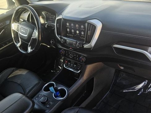 Used 2020 GMC Terrain SLT w/ Preferred Package FWD image 17