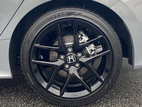 Used 2025 Honda Civic Sport image 7