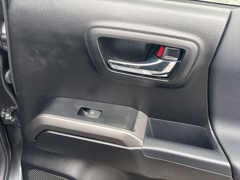 Certified 2023 Toyota Tacoma TRD Sport image 14