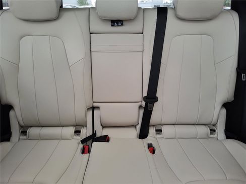 Used 2021 Mercedes-Benz GLB 250 image 26