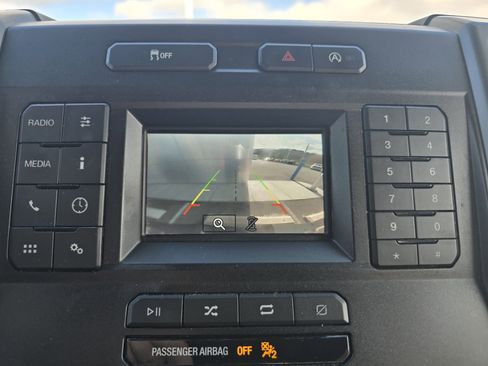 Used 2018 Ford F150 XLT AWD/4WD image 26