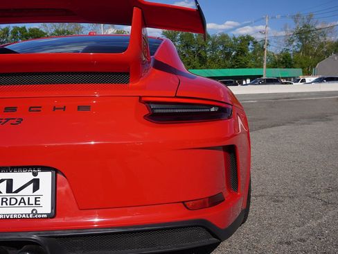 Used 2018 Porsche 911 GT3 RWD image 12