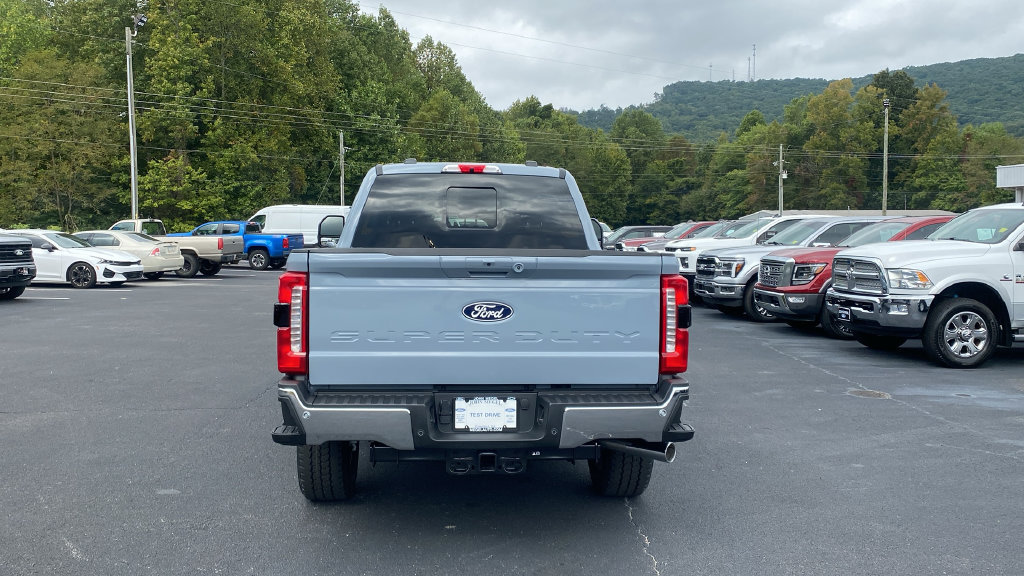 New 2027 Ford F250 Lariat w/ Lariat Premium Package AWD/4WD image 6