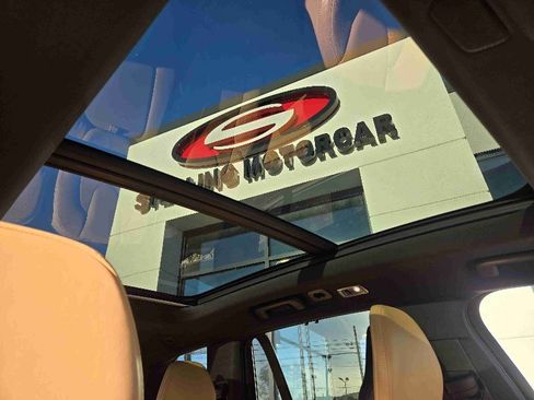 Used 2018 Volvo XC90 T6 Inscription w/ Protection Package image 16