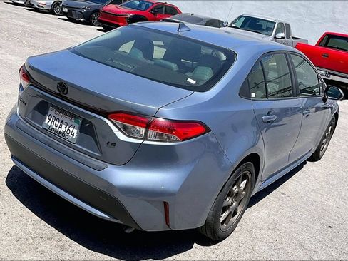 Used 2022 Toyota Corolla LE w/ Carpet Mat Package (TMS) FWD image 4