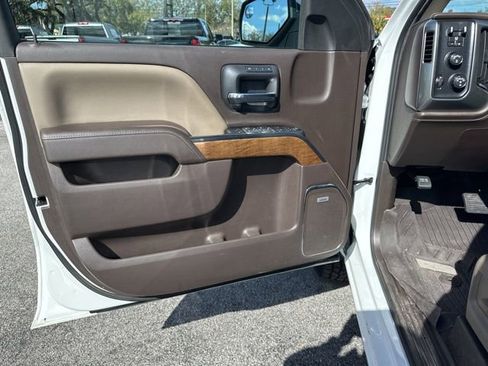 Used 2018 Chevrolet Silverado 1500 LTZ w/ LTZ Plus Package image 11