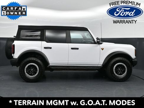 Used 2023 Ford Bronco Badlands w/ Sasquatch Package AWD/4WD image 10