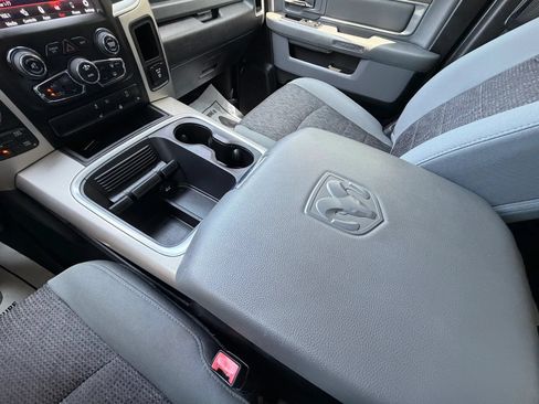 Used 2020 RAM 1500 Classic SLT w/ Luxury Group AWD/4WD image 35