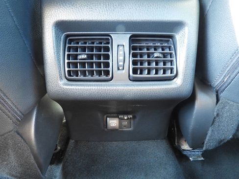 Used 2025 Toyota Camry SE FWD image 23