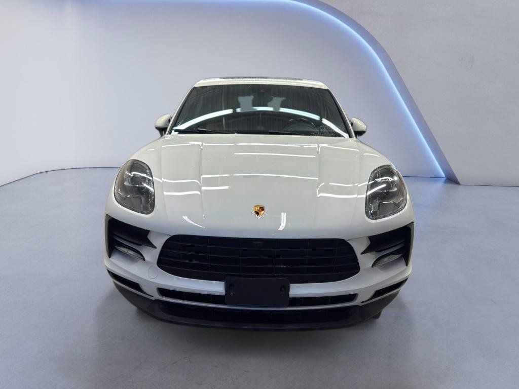 Used 2021 Porsche Macan AWD/4WD image 2
