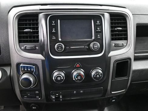 Used 2022 RAM 1500 Tradesman w/ Chrome Appearance Group AWD/4WD image 16