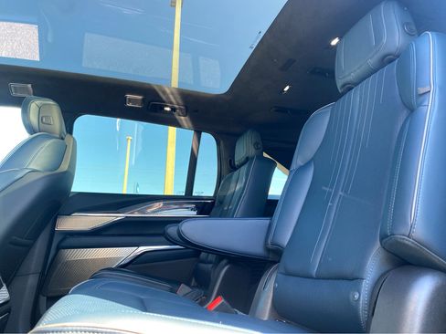 New 2025 Cadillac Escalade IQ Sport 2 image 18