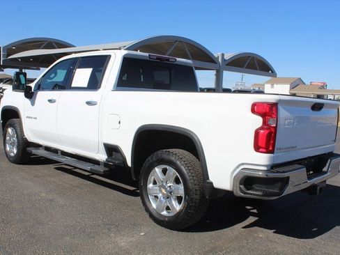 Used 2022 Chevrolet Silverado 2500 LTZ w/ LTZ Premium Package image 10
