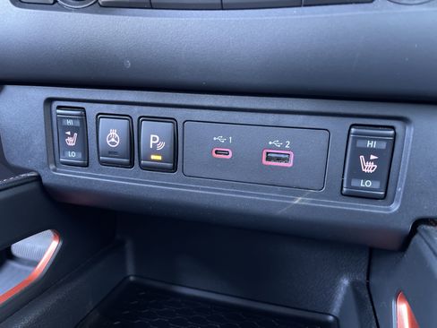 Used 2023 Nissan Frontier PRO-4X w/ Pro Convenience Package image 31