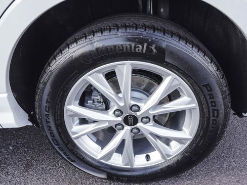 Used 2025 Audi Q3 2.0T Premium image 8