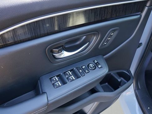 Used 2023 Honda Pilot Elite image 9