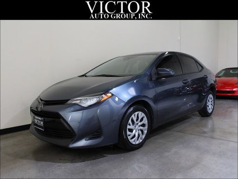 Used 2019 Toyota Corolla LE image 4