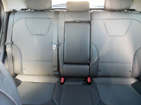 Certified 2023 Kia Niro EX image 13