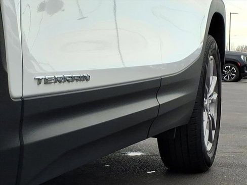Used 2023 GMC Terrain SLT image 35