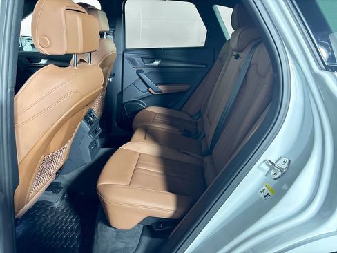 Used 2023 Audi Q5 e Prestige w/ Prestige Package image 21