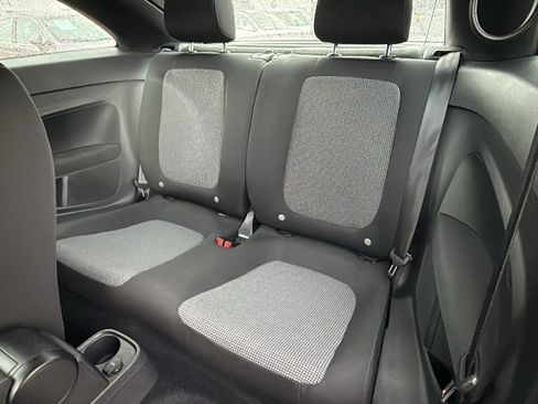 Used 2017 Volkswagen Beetle 1.8T S image 13