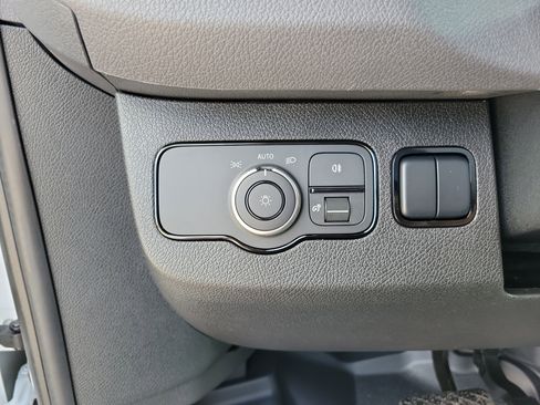 New 2026 Mercedes-Benz Sprinter 2500 image 24