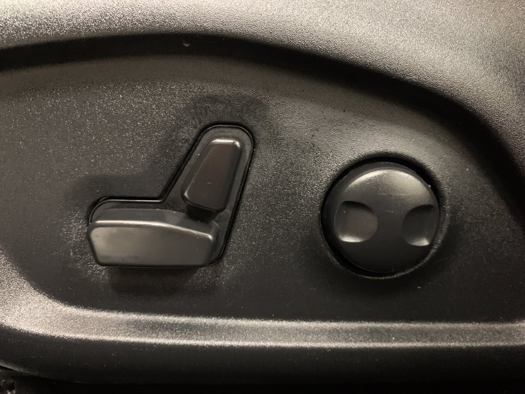 Used 2023 Jeep Compass Limited AWD/4WD image 5
