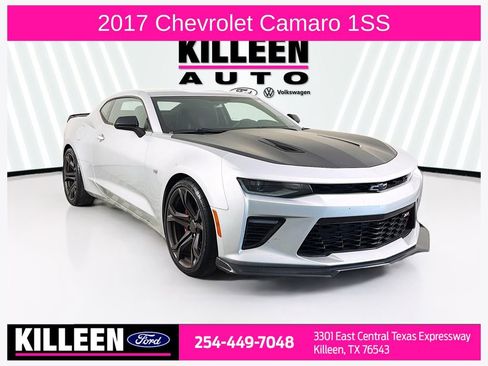 Used 2017 Chevrolet Camaro SS image 1