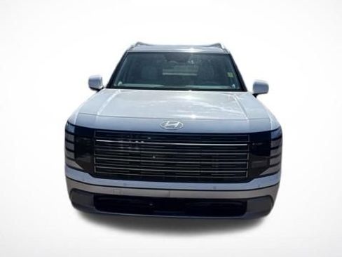Used 2026 Hyundai Palisade Limited image 3