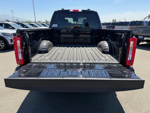 New 2026 Ford F250 XLT w/ FX4 Off-Road Package AWD/4WD image 17