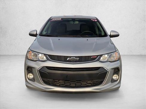 Used 2019 Chevrolet Sonic LT image 2